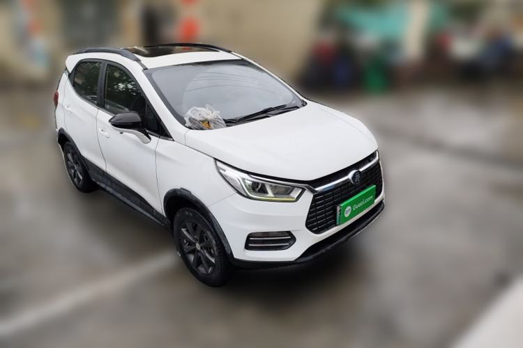 Used BYD Yuan New Energy 2018 EV360 Smart Connect Cool Edition Front Right 45 Deg