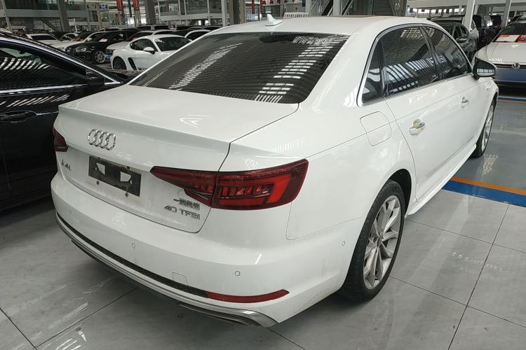 Used Audi A4L 2019 40 TFSI Fashion Edition China VI Emission Standard