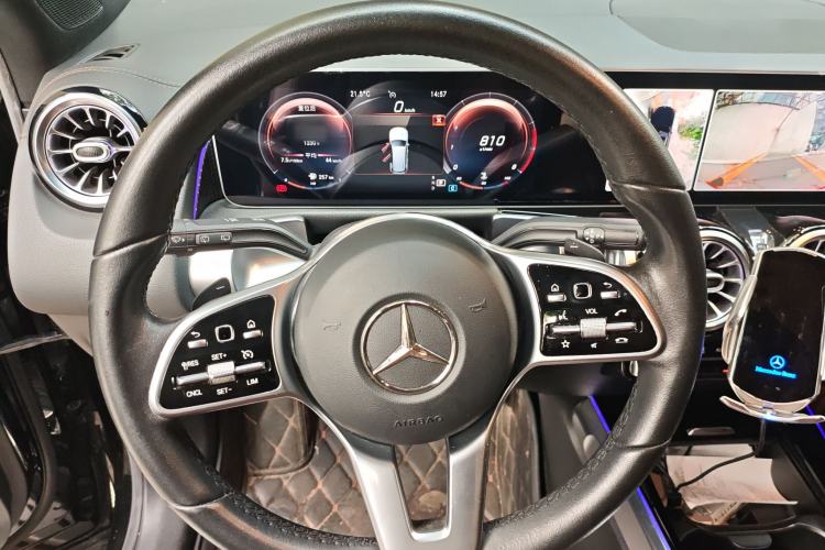 Used Mercedes-Benz GLB 2020 Facelift GLB 200 Fashion Edition Steering Wheel
