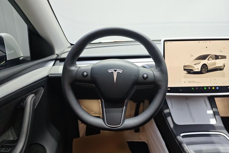 Used Tesla Model Y 2023 Rear-Wheel-Drive Version
