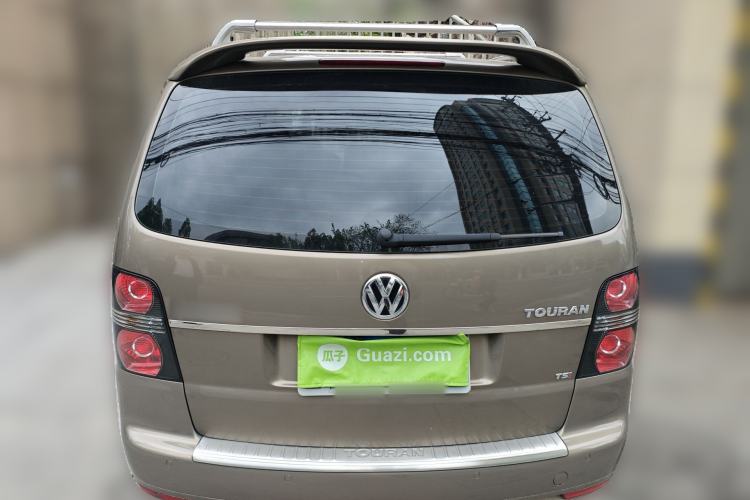 Used Volkswagen Touran 2015 1.4T Manual Comfort Edition 5-Seater