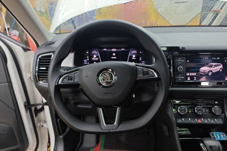 Used Skoda Kodiaq 2019 Restyled TSI330 5-Seater Two-Wheel Drive Comfort Version China VI Standard
