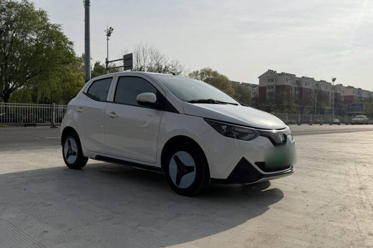 Used JMEV Xiao Qilin 2023 Joyful Edition 201km Comfort Model Exterior 3