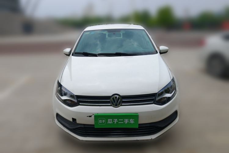 Used Volkswagen Polo 2016 1.4L Manual Fashion Model