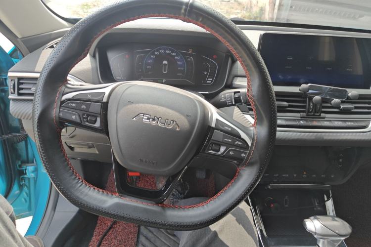 Used Dongfeng Aeolus Yixuan 2020 230T Automatic Dazzle Track Edition Steering Wheel