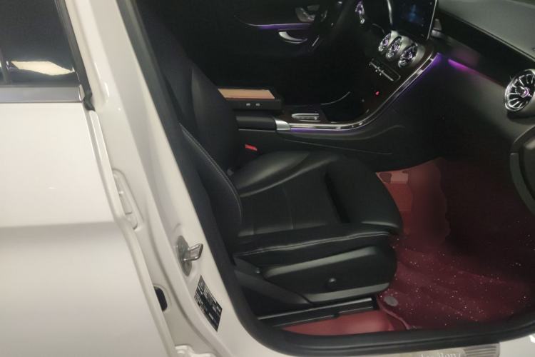 Used Mercedes-Benz GLC 2020 GLC 300 L 4MATIC Dynamic Edition
