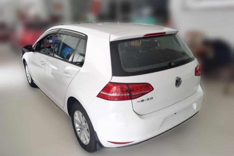 Used Volkswagen Golf 2016 1.6L Automatic Fashion Model Rear Left 45 Deg