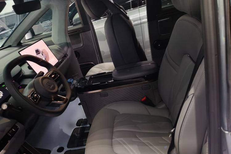 Used Zeekr MIX 2025 Long-Range Intelligent Driving Edition