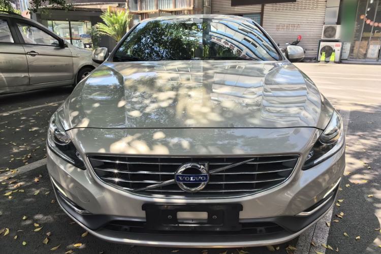 Used Volvo S60 2017 S60L T4 Smart Range Edition
