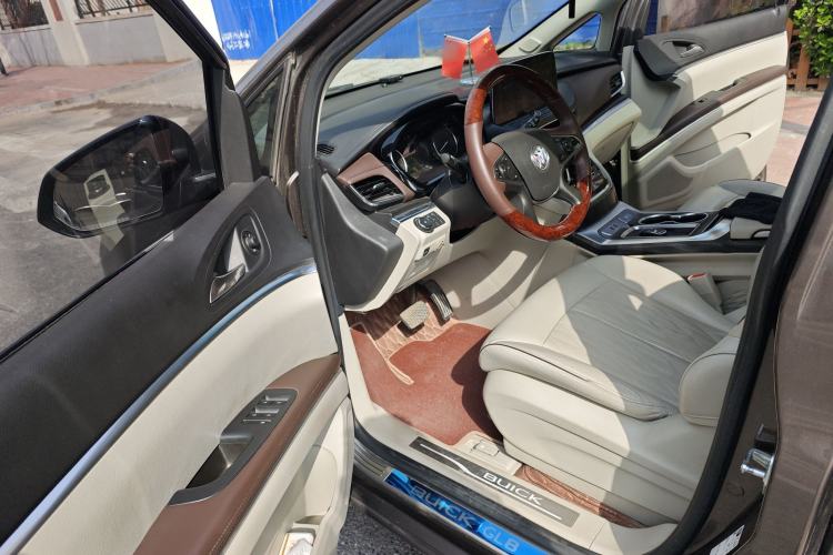 Used Buick GL8 2021 Land Cruiser Executive 652T Premium Model