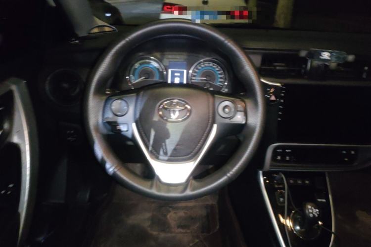 Used Toyota Levin 2017 Revised Dual-Engine 1.8H GS E-CVT Elite Sunroof Version China V Standard
