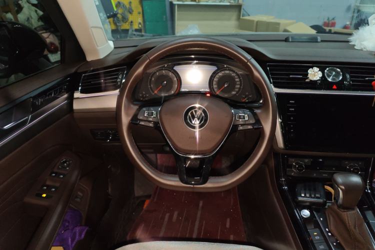 Used Volkswagen Phideon 2021 380TSI Luxury Edition Steering Wheel