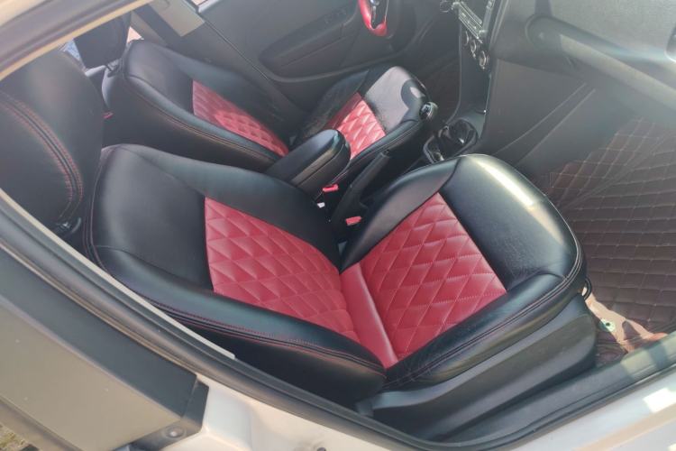 Used Volkswagen Polo 2014 1.4L Manual Fashion Edition
