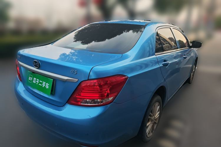 Used BYD e5 2018 Travel Edition
