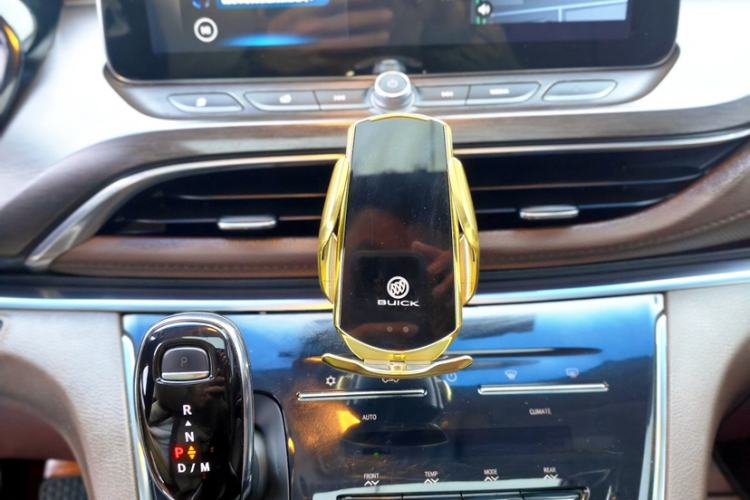 Used Buick GL8 2021 Land Cruiser Executive Class 652T Luxury Model
