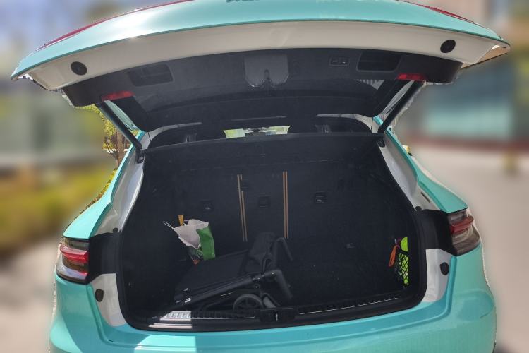 Used Porsche Macan 2018 Macan 2.0T Trunk