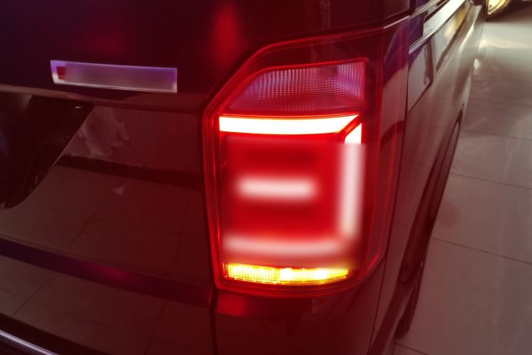 Used Volkswagen Multivan 2019 2.0 TSI 4x4 Prestige Edition 7-Seater
