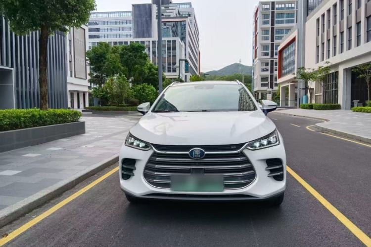 Used BYD Tang New Energy 2020 DM 2.0T Dual-Engine All-Wheel Drive Prestige 7-Seater China VI Standard
