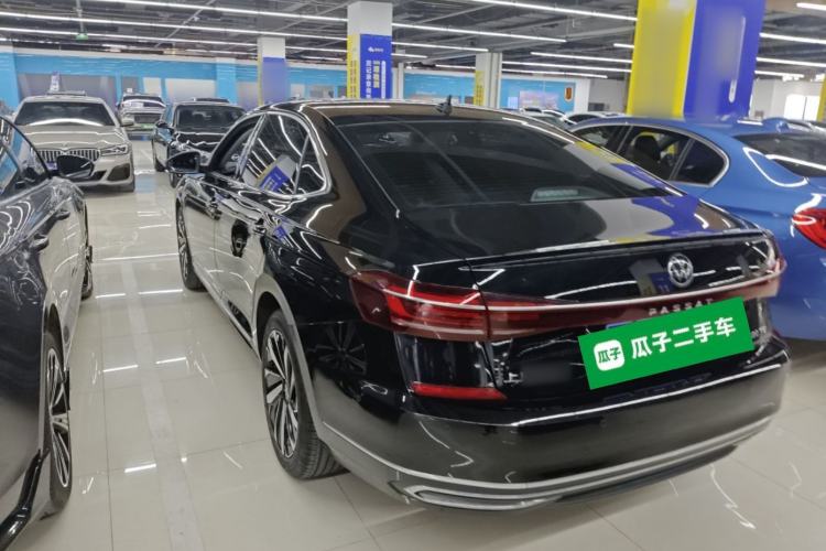 Used Volkswagen Passat 2022 330TSI Starry Luxury Edition Rear Left 45 Deg