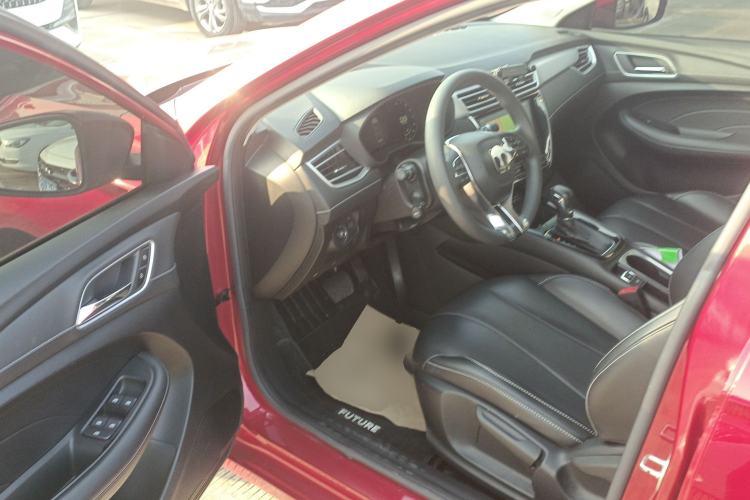 Used Roewe i5 2020 1.5L Automatic 4G Connect Luxury Flagship Edition