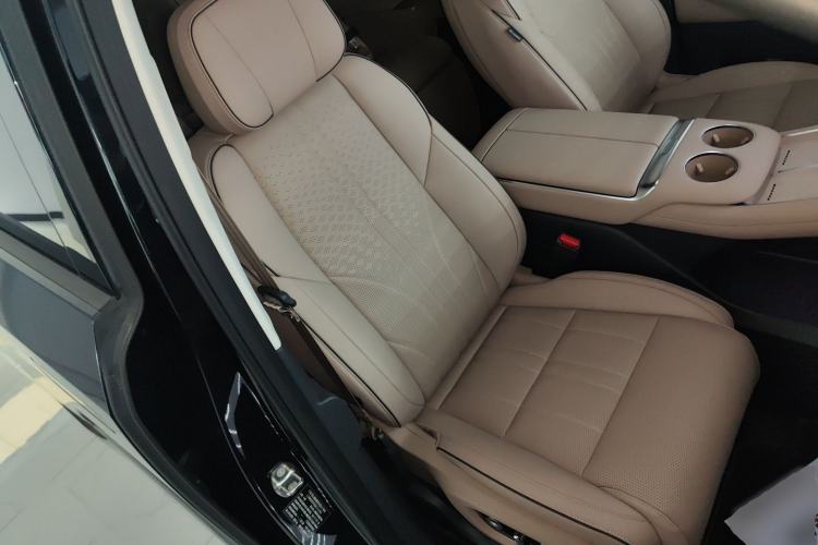 Used XPeng X9 2026 Model—Range-Extended Version 1602 Ultra