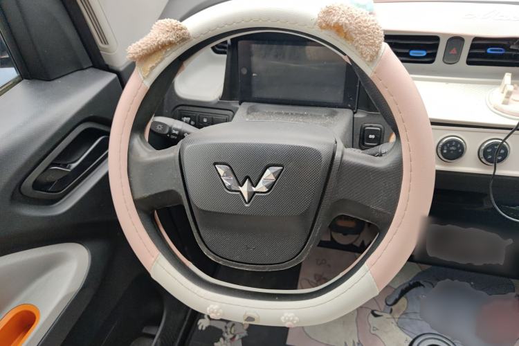 Used Wuling Hongguang MINIEV 2020 Freedom Version Lithium Iron Phosphate Steering Wheel