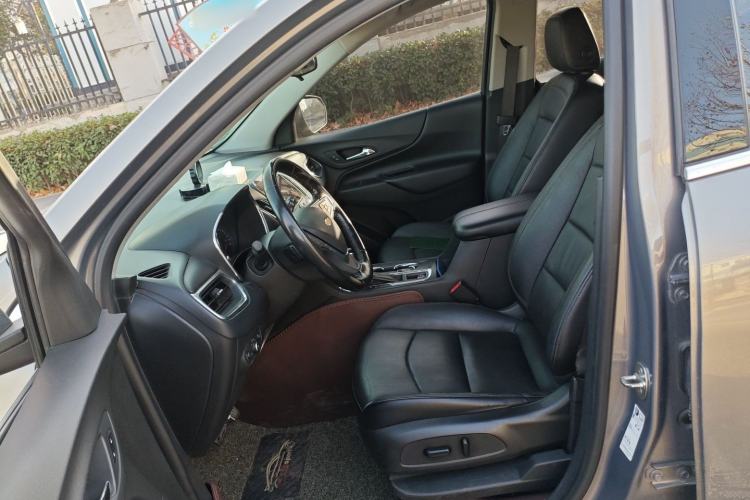 Used Chevrolet Equinox 2017 535T Automatic YuJie Edition
