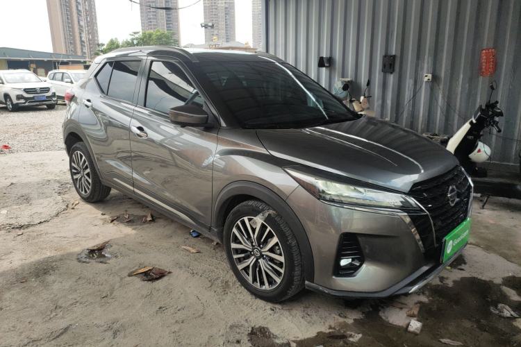 Used Nissan Kicks 2022 1.5L CVT XV Luxury Edition Front Right 45 Deg