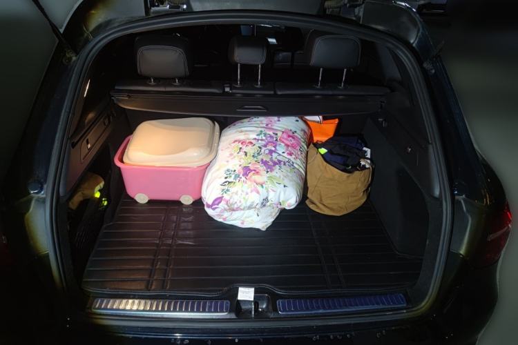 Used Mercedes-Benz GLC 2019 GLC 300 L 4MATIC Dynamic Model Trunk