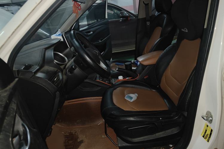 Used Wuling Hongguang S3 2019 Automatic Clutch Version 1.5L Manual Comfort Model China V Standard Left Front Seat