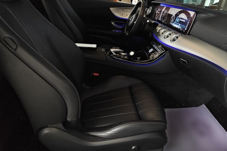 Used Mercedes-Benz E-Class 2017 E 200 Coupe Right Front Seat