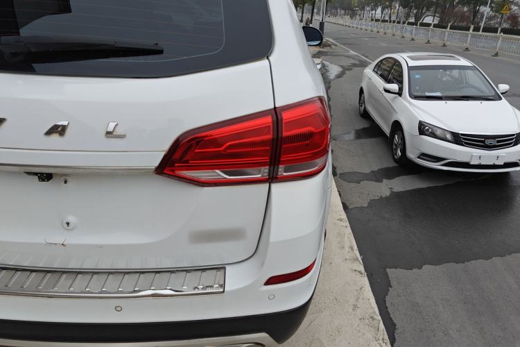 Used Haval H6 2017 Blue Label Sport Edition 1.5T Automatic Two-Wheel Drive Luxury Model