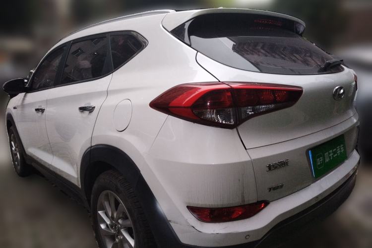 Used Hyundai Tucson 2015 1.6T Dual-Clutch Two-Wheel-Drive Smart Model Rear Left 45 Deg