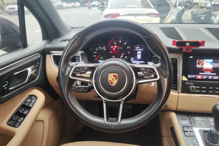 Used Porsche Macan 2017 Macan 2.0T Steering Wheel