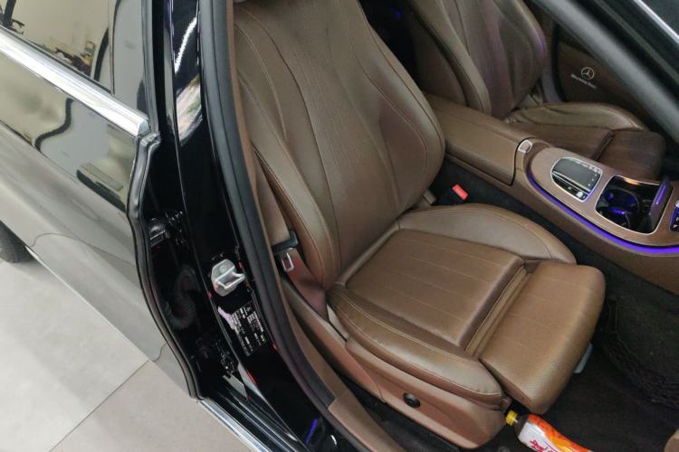 Used Mercedes-Benz E-Class 2019 E 260 L
