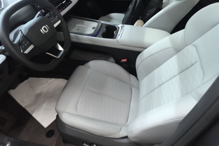 Used CHANGAN NEVO Q05 2025 Truly Delicious Version 125cc Beyond-Excellent Type Left Front Seat