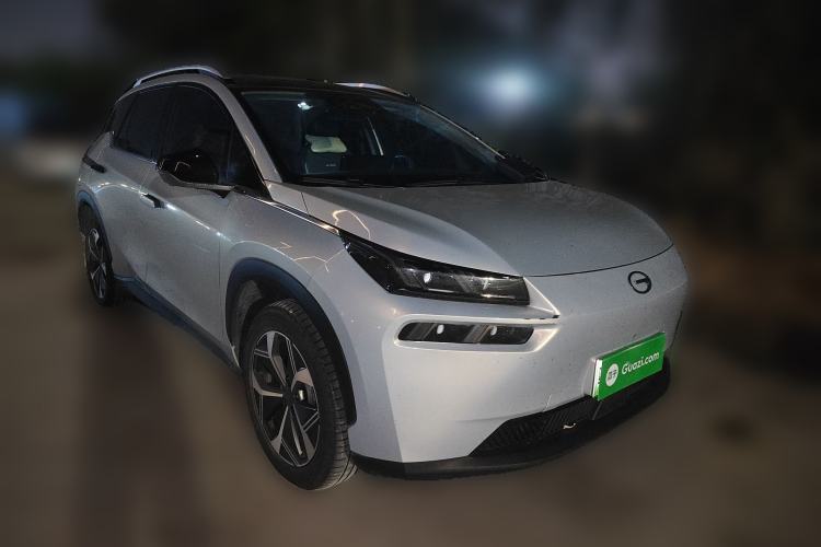 Used AION V 2023 Plus 70 Super Fast Charging Version Ternary Lithium Exterior 2