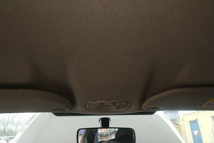 Used Citroen Elysee 2015 Zhishang Edition 1.6L Manual Fashion Model
