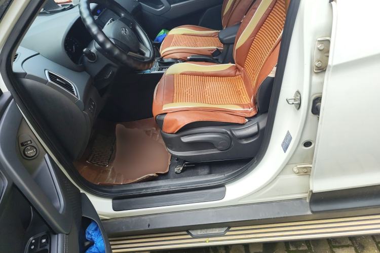 Used Hyundai ix25 2015 1.6L Automatic Two-Wheel Drive Smart GLS Trim
