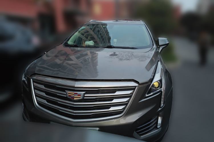 Used Cadillac XT5 2018 25T Luxury Model
