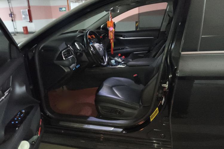 Used Toyota Camry 2019 2.5G Luxury Edition China VI Standard
