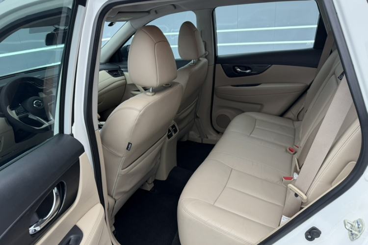 Used Nissan X-Trail 2017 2.0L CVT Comfort Edition 2WD