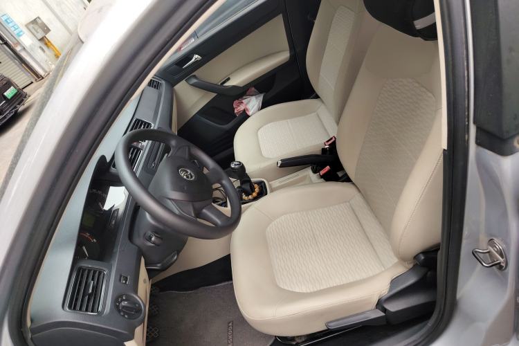 Used Skoda Rapid 2013 1.6L Manual Smart Selection Model