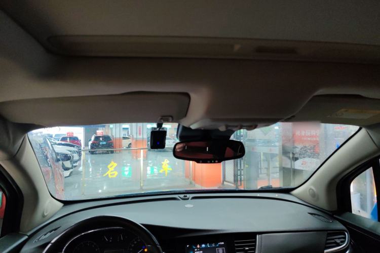 Used Buick Encore 2016 18T Automatic Two-Wheel Drive Urban Elite Model
