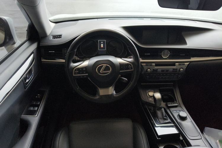 Used Lexus ES 2015 200 Elite Edition Steering Wheel