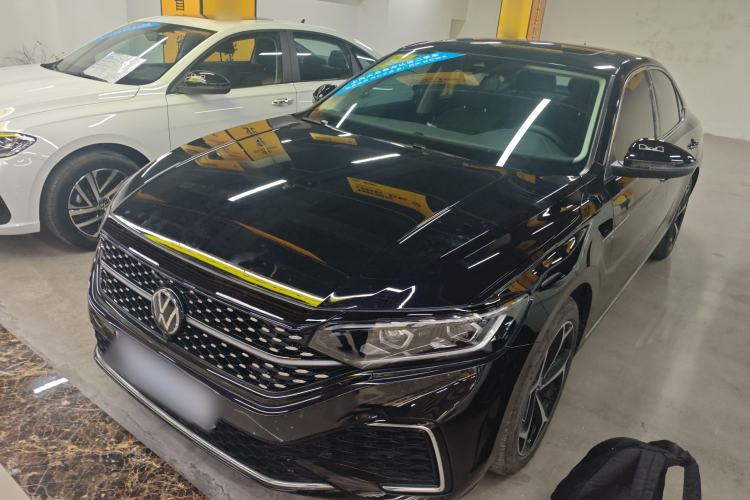 Used Volkswagen Passat 2025 Outstanding Model 380TSI Starry Dragon Glorious Edition