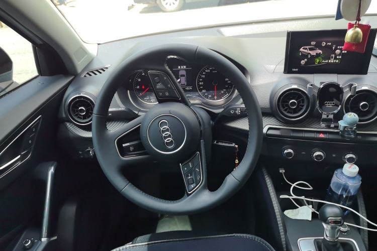 Used Audi Q2L 2018 35 TFSI Launch Exclusive Edition China V Steering Wheel