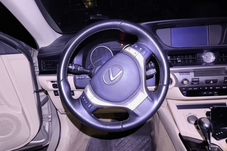 Used Lexus ES 2014 250 Comfort Edition