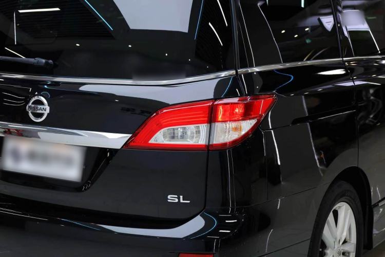 Used Nissan Quest 2015 3.5L SL
