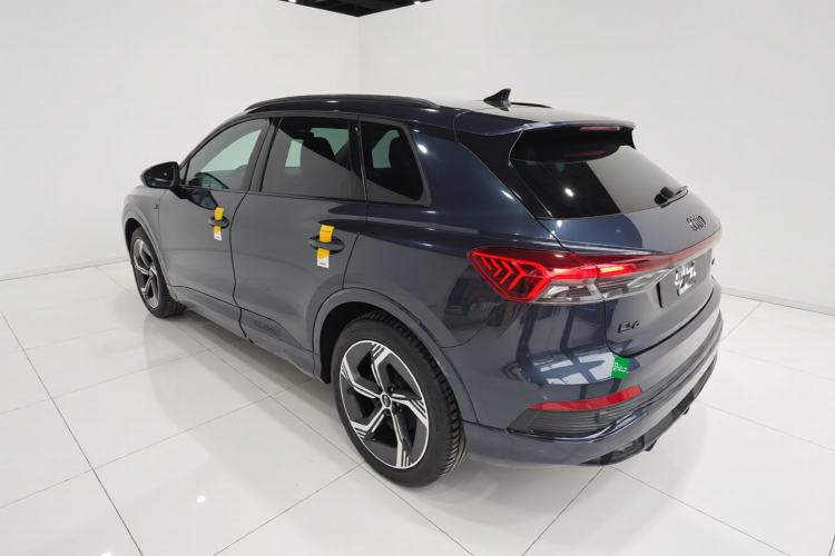 Used Audi Q4 e-tron 2024 50 e-tron quattro Creation Edition Midnight Exterior 2